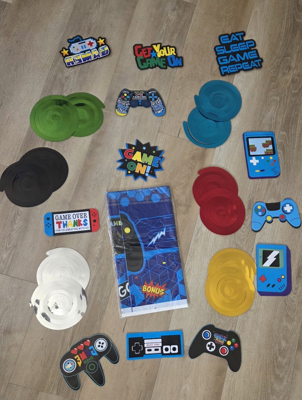 Gaming Party Tablecloth and Accessories -